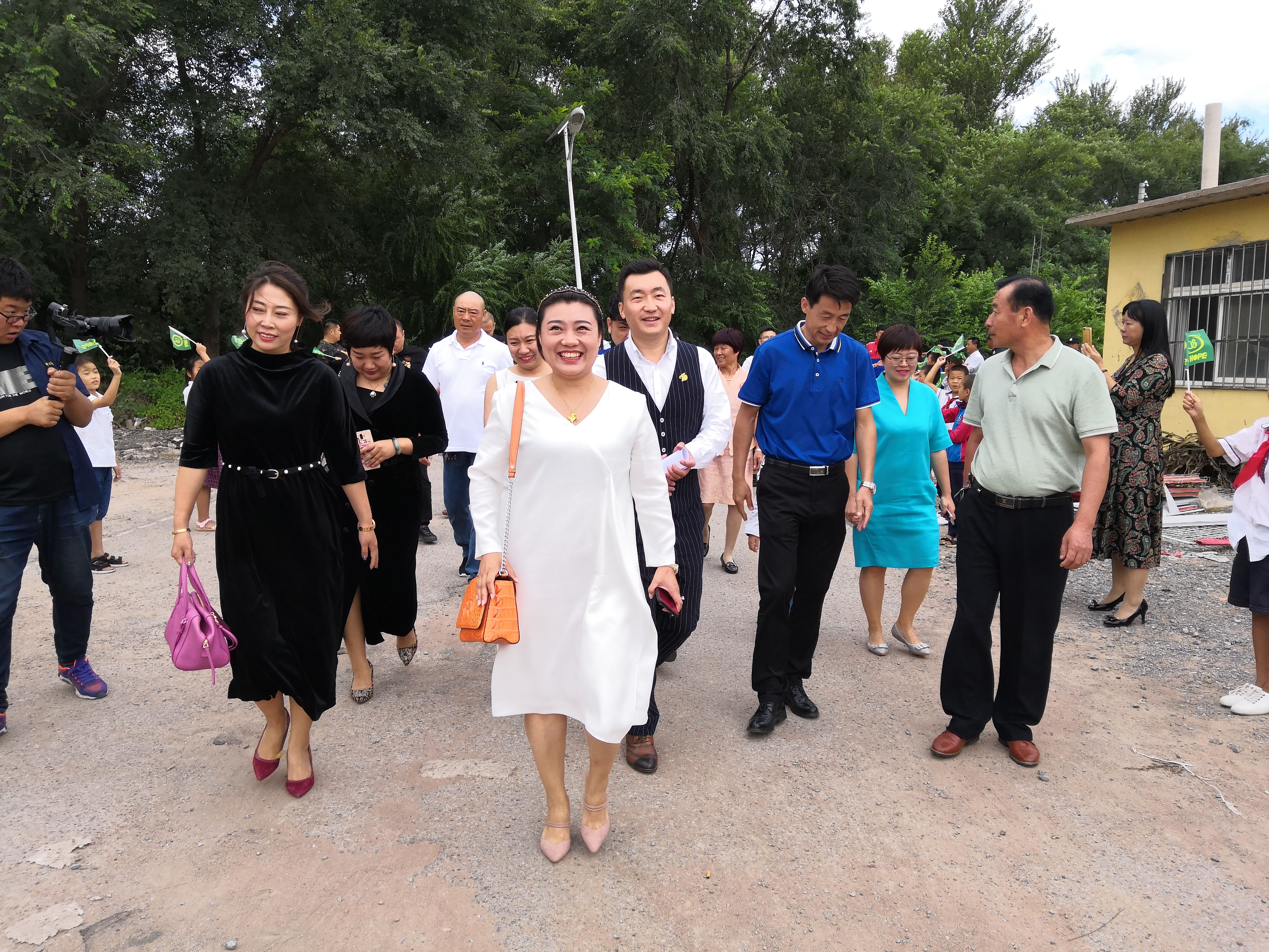 第160所 瓦房店市西杨乡星空平台-星空(中国)一站式服务平台
李佳燚小学